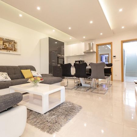 Luxury Apartment Aria Trogir Buitenkant foto