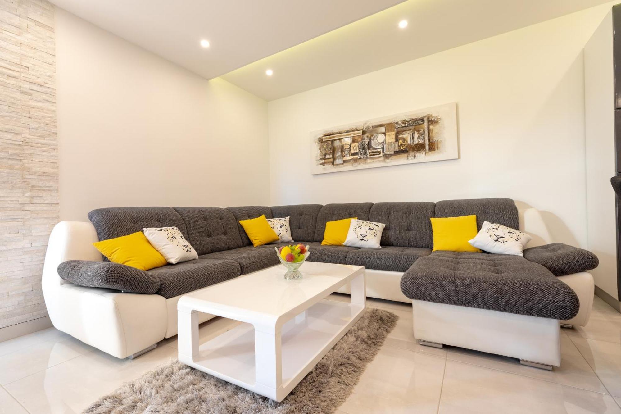 Luxury Apartment Aria Trogir Buitenkant foto