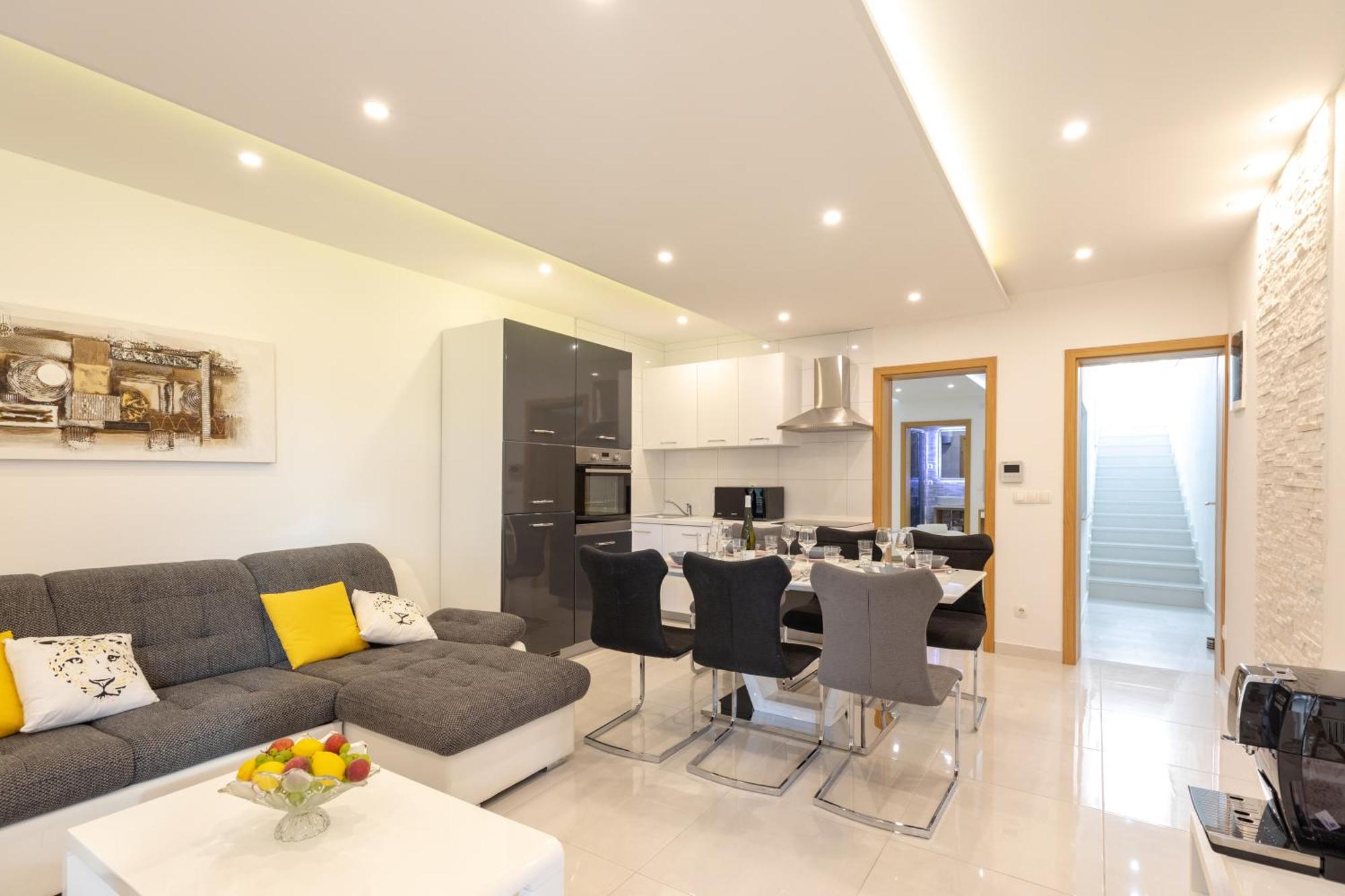 Luxury Apartment Aria Trogir Buitenkant foto