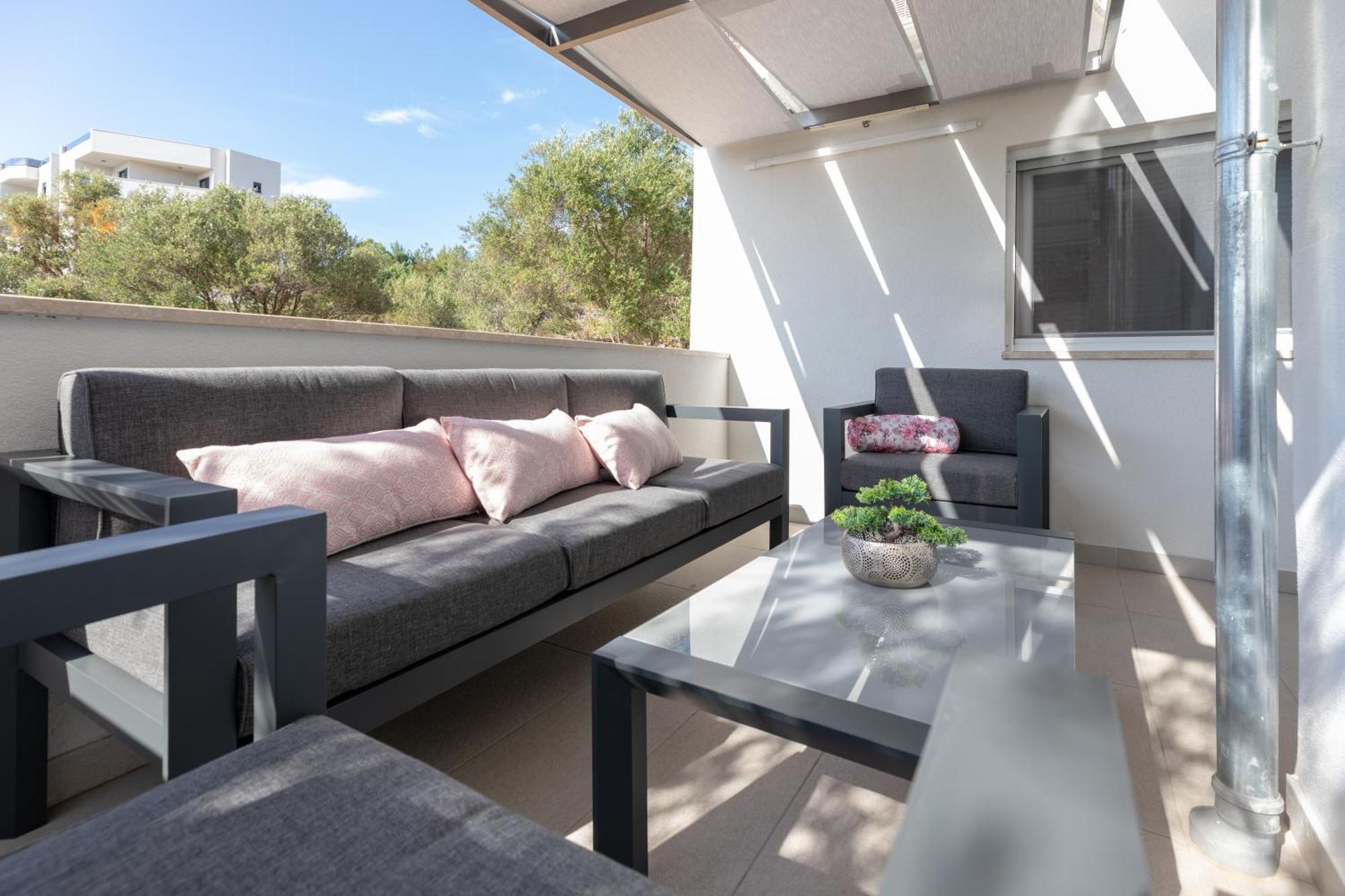Luxury Apartment Aria Trogir Buitenkant foto