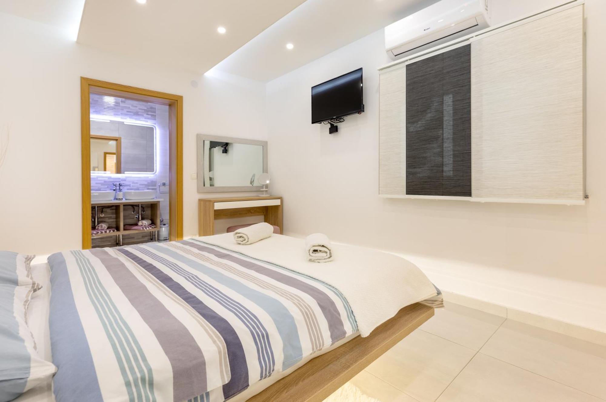Luxury Apartment Aria Trogir Buitenkant foto
