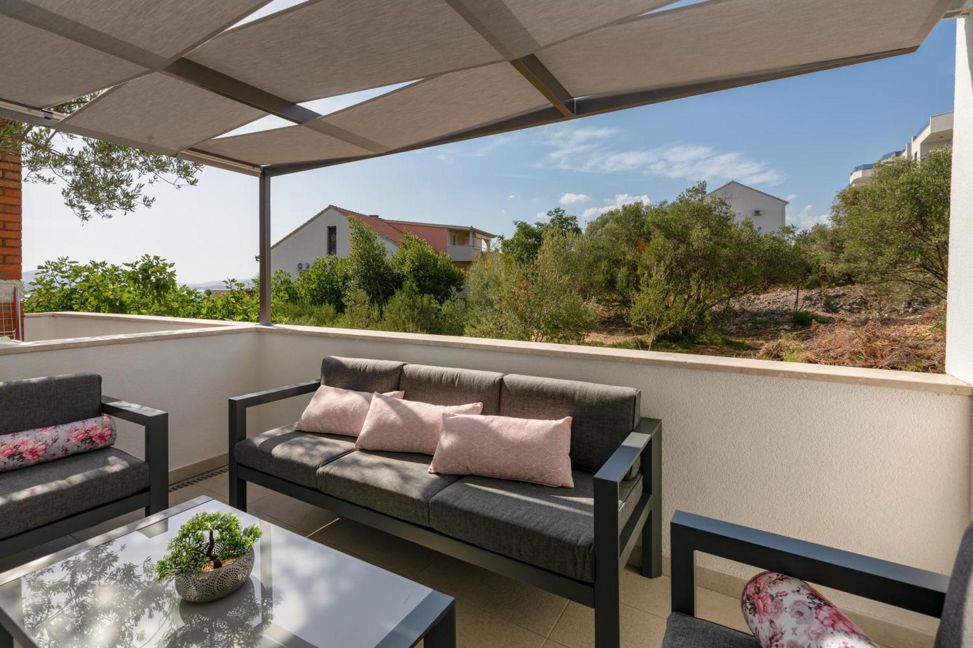 Luxury Apartment Aria Trogir Buitenkant foto